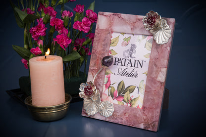 LILY POOL FRAME